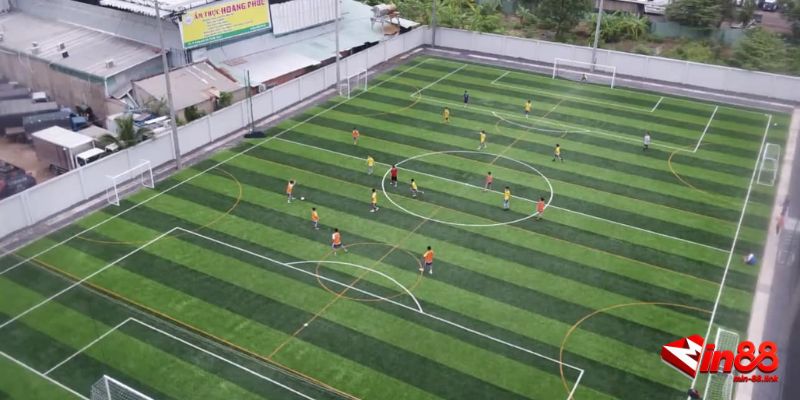 Kích thước sân bóng phải đạt chuẩn hiện hành